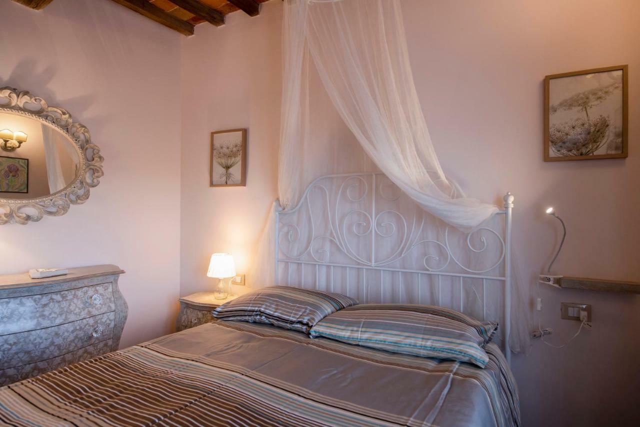 شقة La Casina Di Pia Montieri المظهر الخارجي الصورة